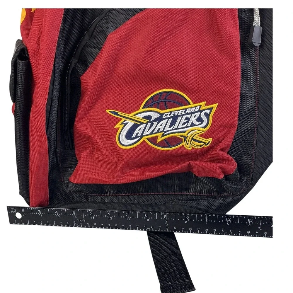 Cleveland Cavaliers Sling Backpack Red Black‎ Team Logo One Adjustable Strap